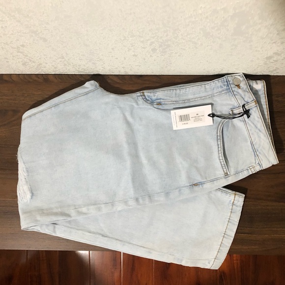 WeWoreWhat High Rise Curvy Crop Jeans Super Light 30 - Picture 6 of 12